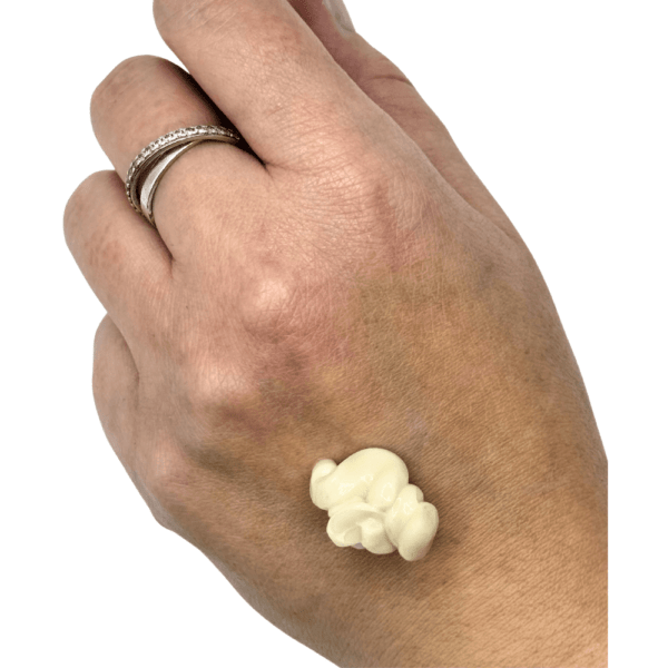 Konsystencja kremu na dzień do skóry atopowej Atopicin Konsystencja kremu na dzień do skóry atopowej Atopicin