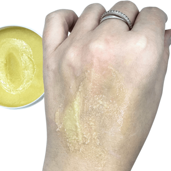 Konsystencja tłustego mazidła Atopicin do skóry z atopowym zapaleniem skóry Konsystencja tłustego mazidła Atopicin do skóry z atopowym zapaleniem skóry